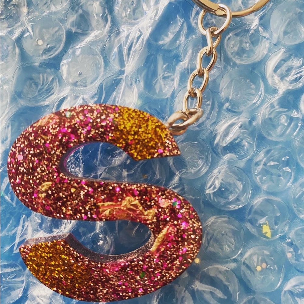 Letter keychains - Picture 7 of 10